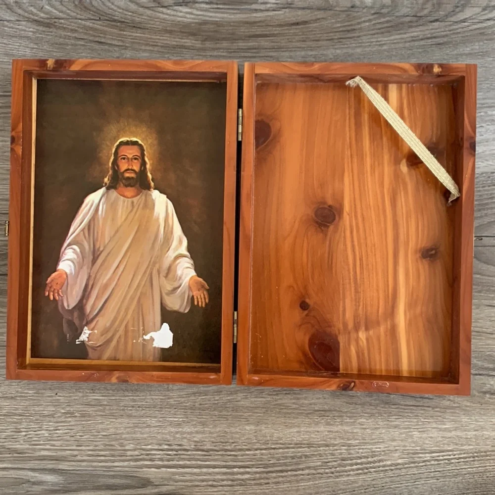 Vintage Handmade Carpenters Union Cedar Wood Holy Bible Wooden Case Memorial Box